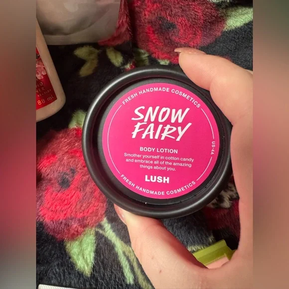 Beauty Bundle! Makeup,Skincare,Haircare NWT - Picture 5 of 7